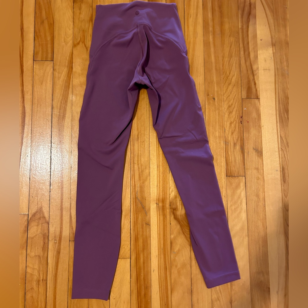 lululemon leggings size 4 like new full lenght